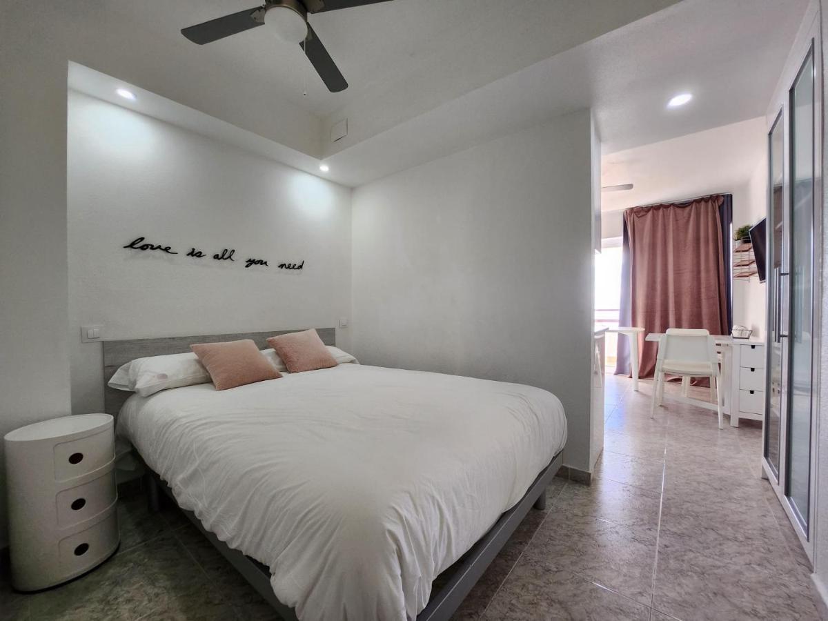Studios Superior Isla De Rosas -Tramuntana42 Ngoại thất bức ảnh