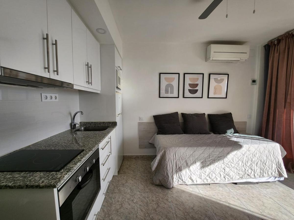 Studios Superior Isla De Rosas -Tramuntana42 Ngoại thất bức ảnh