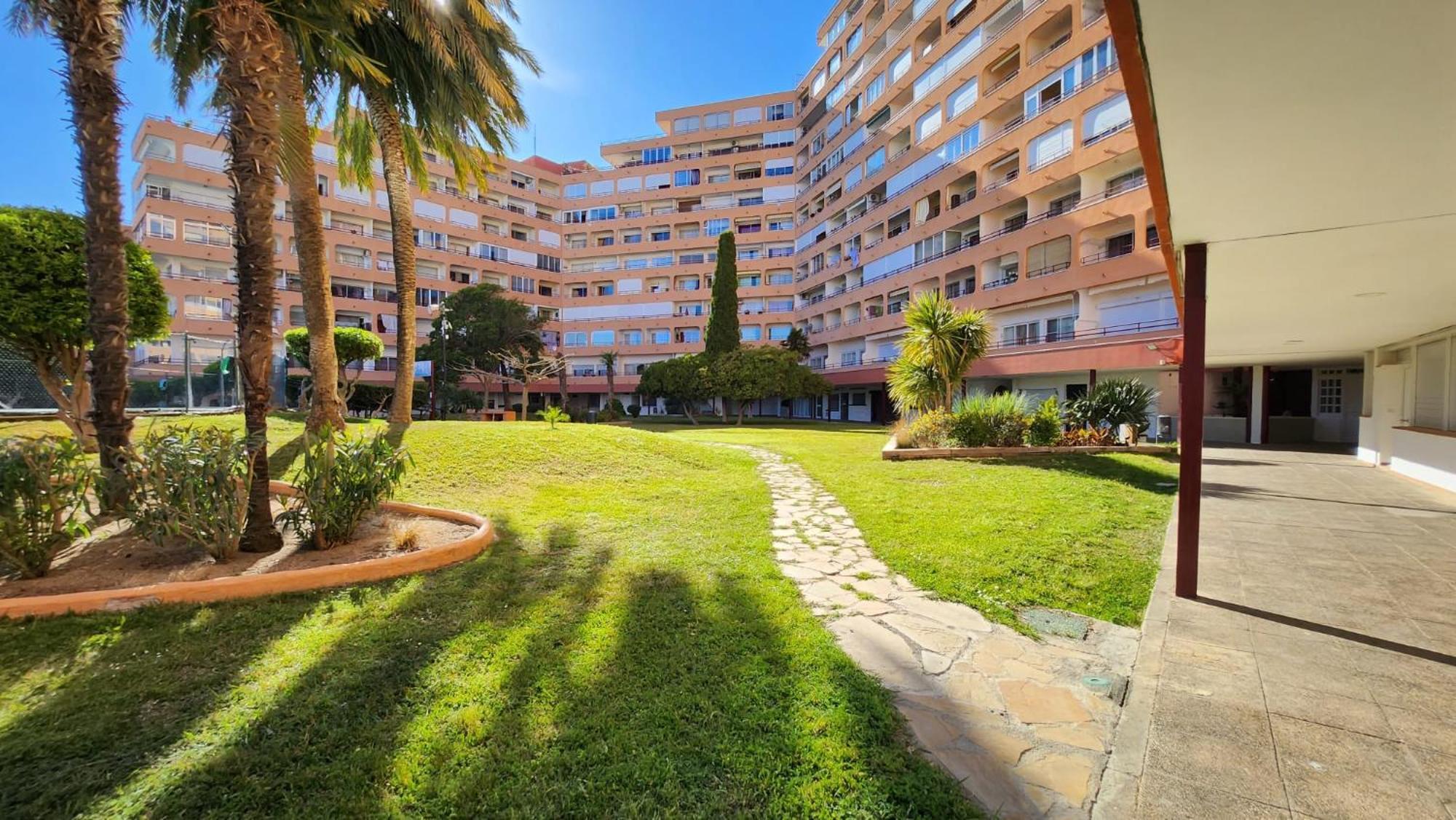 Studios Superior Isla De Rosas -Tramuntana42 Ngoại thất bức ảnh